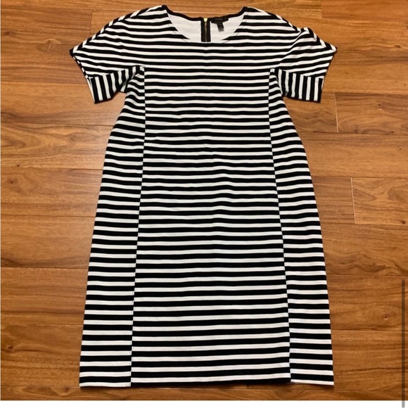 ❗️J. Crew Cotton Black and White Striped Mini Dress MSRP $128! - Picture 6 of 8